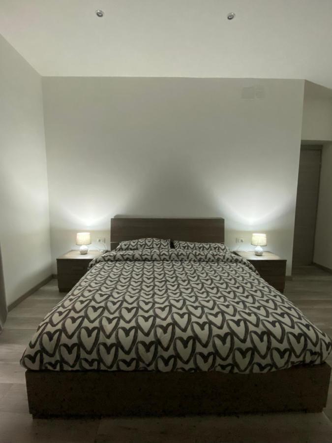 Fortezza Apartment N C Janov Exteriér fotografie